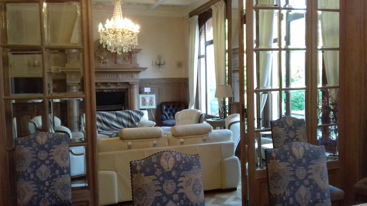 Le Manoir De La Mantille 2*